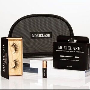 MoxieLash Magnetic Eyelashes Kit with Black and Gold Accents